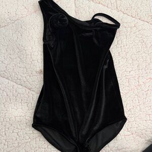 Black Velvet One-Shoulder Bodysuit
